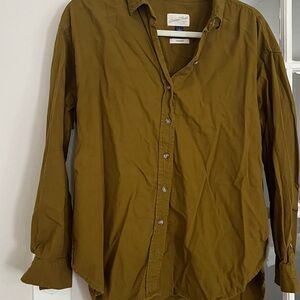 Universal Thread Women's Casual Olive Button Down Shirt